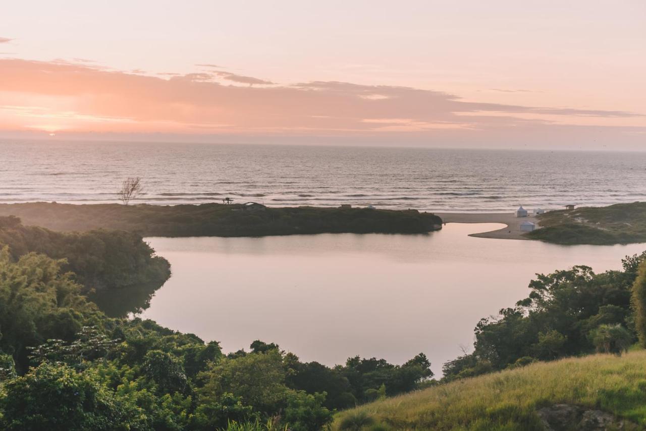 Pousada Pedra Grande Praia do Rosa Ngoại thất bức ảnh
